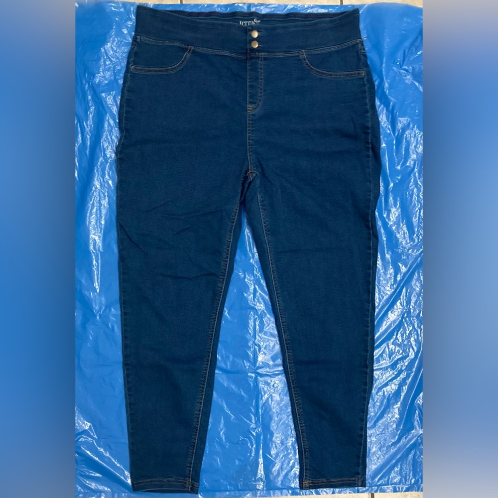 💙😎💙Terra & Sky Dark Blue Legging Style Jeans